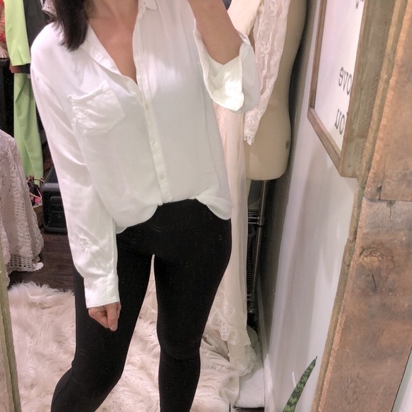 A new day white button down top size large - Picture 4 of 9